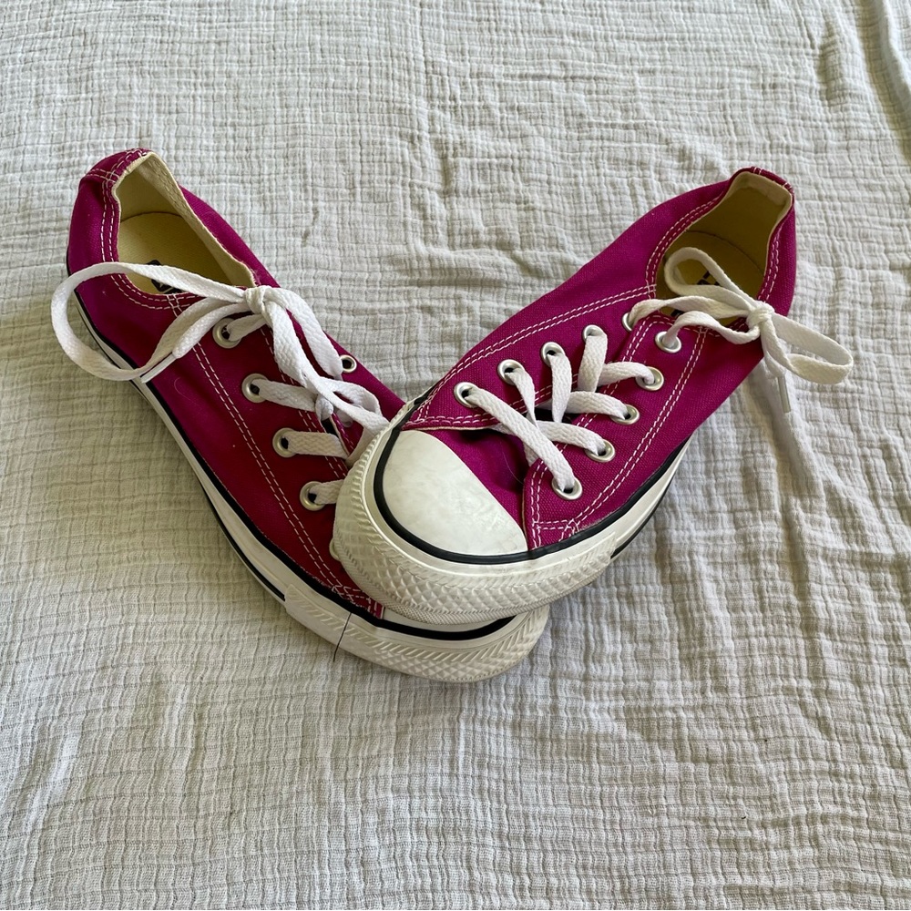 Converse Low Tops - Sapphire Purple - Size 6